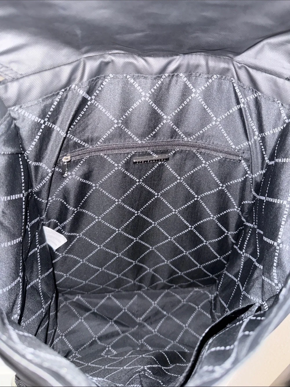 Steve Madden Black Nylon Backpack with Front Pockets